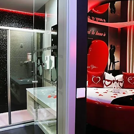 Emocoes Hotel *