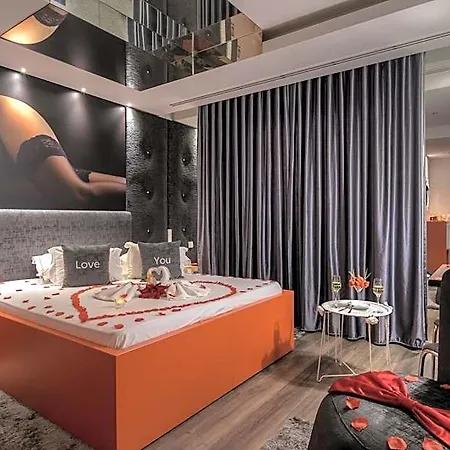 Emocoes Hotel